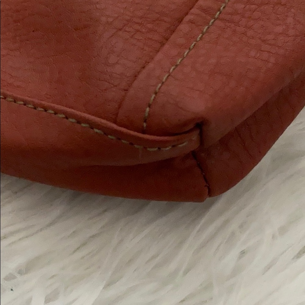 • Relic Satchel • - Picture 4 of 5